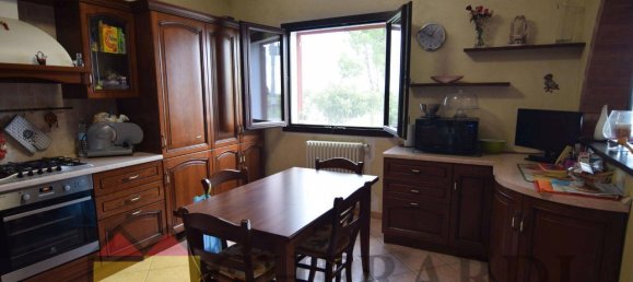 Вилла с 5 комнатами в Вогьера, Италия № 162743 24