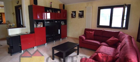 Вилла с 5 комнатами в Вогьера, Италия № 162743 3