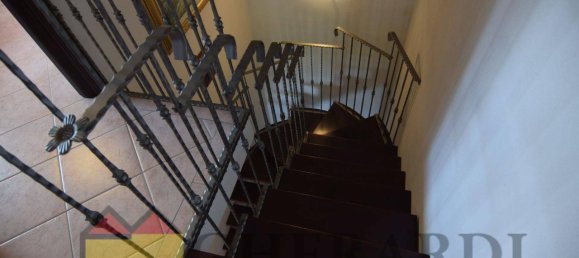 Вилла с 5 комнатами в Вогьера, Италия № 162743 28