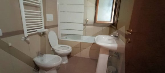 Квартира с 2 комнатами в Чампино, Италия № 23115 16