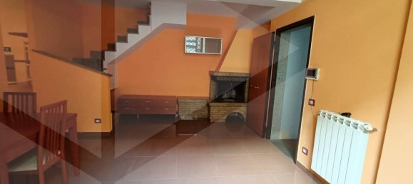 Квартира с 2 комнатами в Чампино, Италия № 23115 7