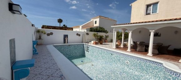 3 Schlafzimmer Villa in Elda, Spain, Nr. 176066 4