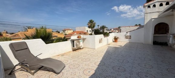 3 Schlafzimmer Villa in Elda, Spain, Nr. 176066 34