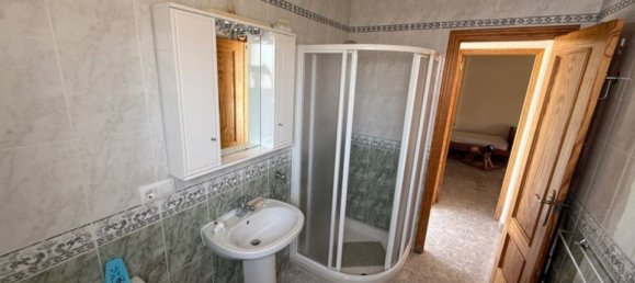 3 Schlafzimmer Villa in Elda, Spain, Nr. 176066 20