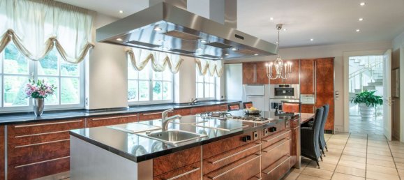 12 rooms Villa in Hochsauerlandkreis, Germany No. 76906 5