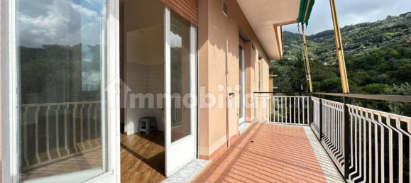 3 bedrooms Apartment in Rapallo, Italy No. 374461 2