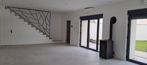 4 Schlafzimmer Haus in Sainville, France, Nr. 73061 3