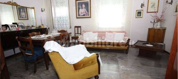 5-Zimmer Haus in Sassuolo, Italy, Nr. 345938 5