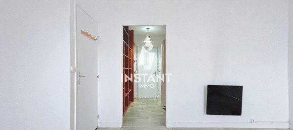 Apartamento de 2 dormitorios en Vitry-sur-Seine, France No. 166377 7