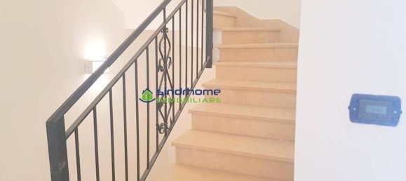 5-salle Maison à Giugliano in Campania, Italy No. 191828 5