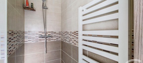 2 chambres Appartement à Reims, France No. 238530 6