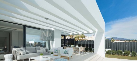 4 bedrooms Villa in Estepona, Spain No. 4764 5