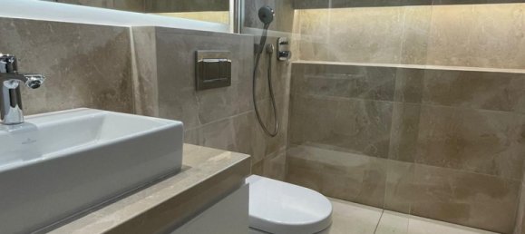 4 bedrooms Villa in Estepona, Spain No. 4764 12