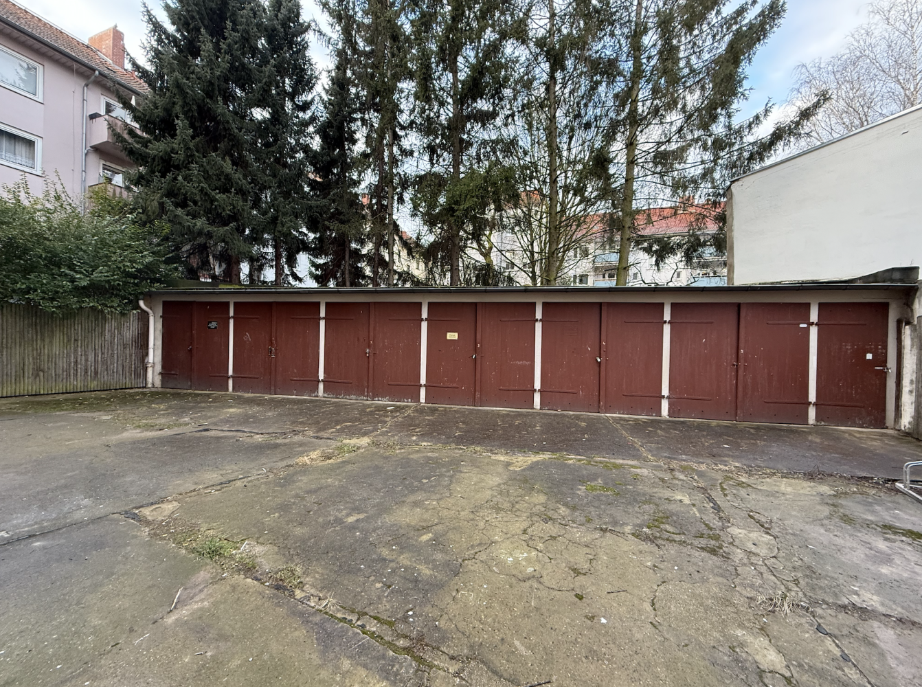  Parking in Lower Saxony, Germany No. 228786