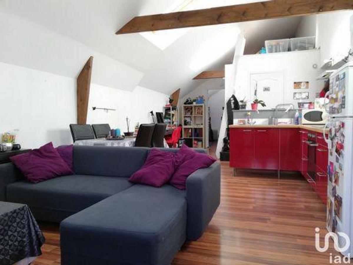 Studio in the Condo in Arras, France No. 36186