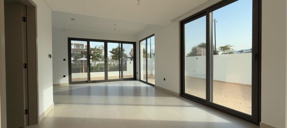 4 Schlafzimmer Villa in Dubai, UAE, Nr. 65808 9