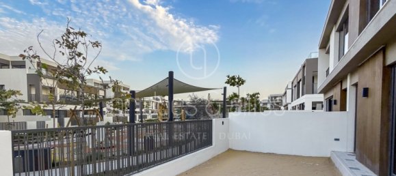 4 Schlafzimmer Villa in Dubai, UAE, Nr. 65808 4