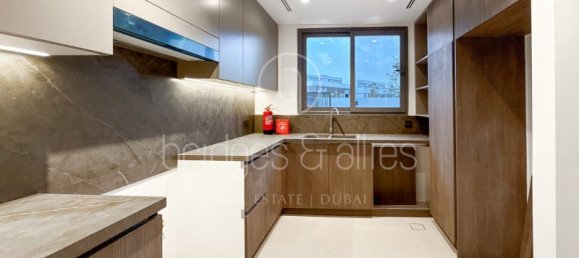 4 Schlafzimmer Villa in Dubai, UAE, Nr. 65808 23