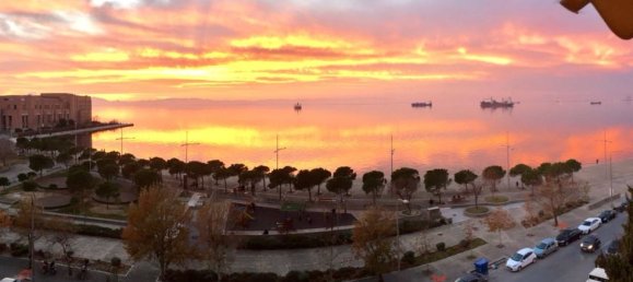 Apartamento de 4 dormitorios en Thessaloniki, Greece No. 1381 2