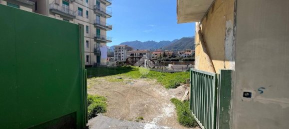600m² Land in Cava de' Tirreni, Italy No. 40088 3