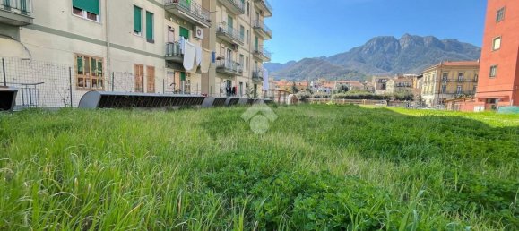 600m² Land in Cava de' Tirreni, Italy No. 40088 8