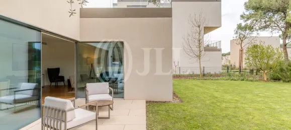 3 bedrooms House in Cascais, Portugal No. 119734 2