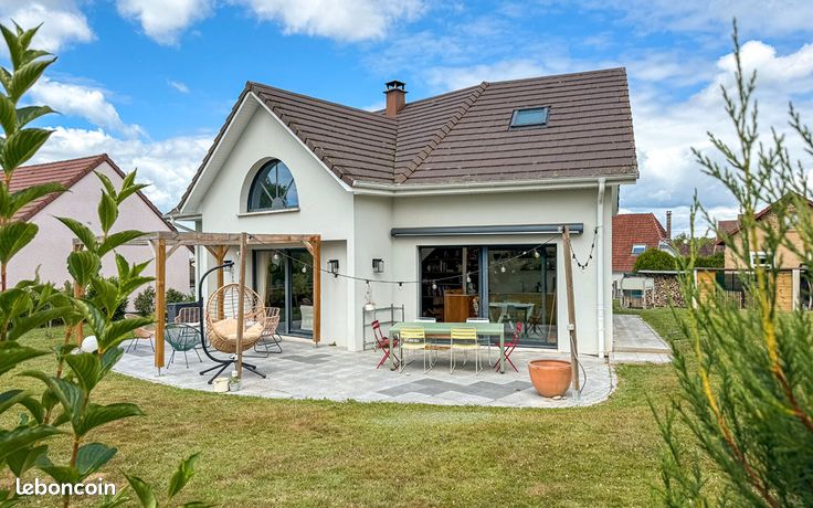 4 bedrooms House in Etupes, France No. 304711