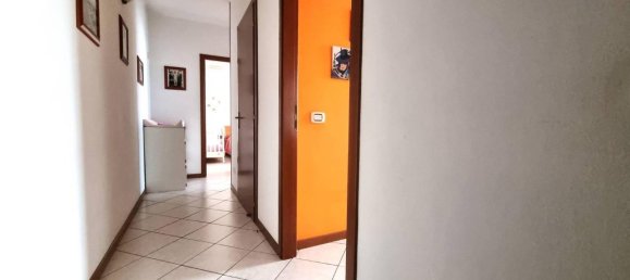 4 rooms Apartment in Sant'Agata sul Santerno, Italy No. 32598 12