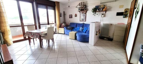 4 rooms Apartment in Sant'Agata sul Santerno, Italy No. 32598 3