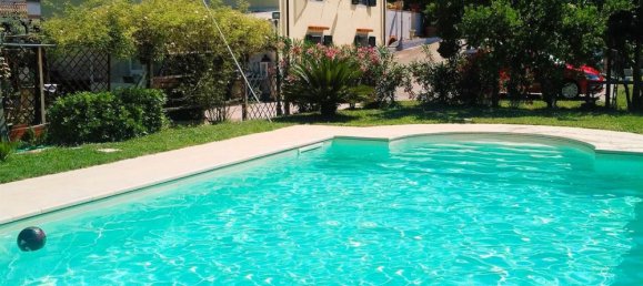 10 rooms Villa in Massarosa, Italy No. 207718 3