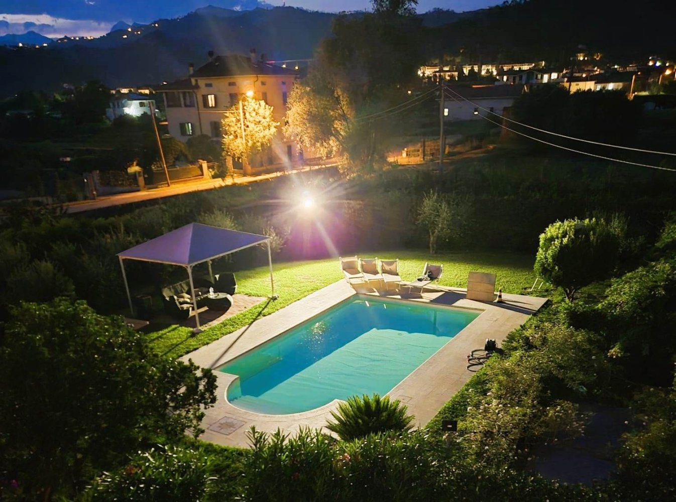 10 rooms Villa in Massarosa, Italy No. 207718