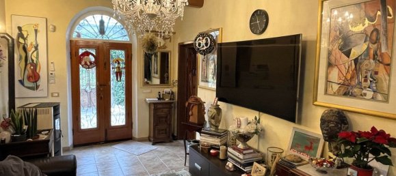 10 rooms Villa in Massarosa, Italy No. 207718 11