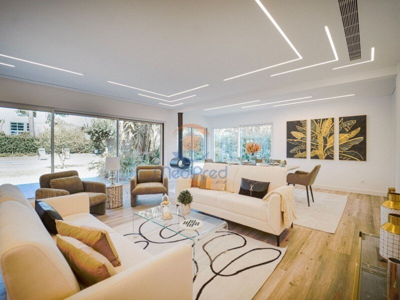 Casa T4 em Almada, Portugal N.º 352675