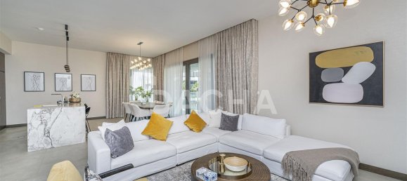 3 bedrooms Apartment in Dubai, UAE No. 28002 3