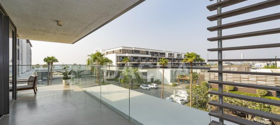 3 bedrooms Apartment in Dubai, UAE No. 28002 5