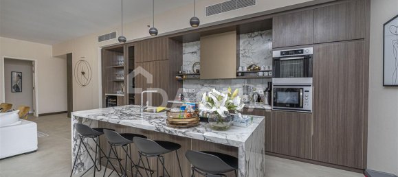 3 bedrooms Apartment in Dubai, UAE No. 28002 24