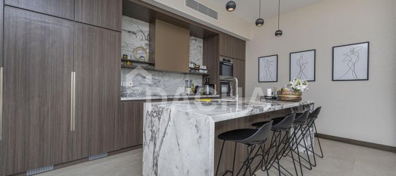 3 bedrooms Apartment in Dubai, UAE No. 28002 28