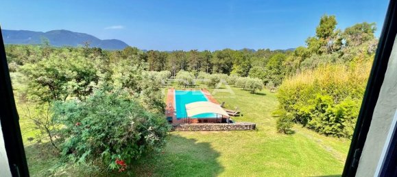 10 rooms Villa in Lucca, Italy No. 24504 9