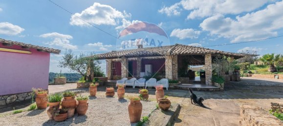 4-salle Villa à Caltagirone, Italy No. 179512 10