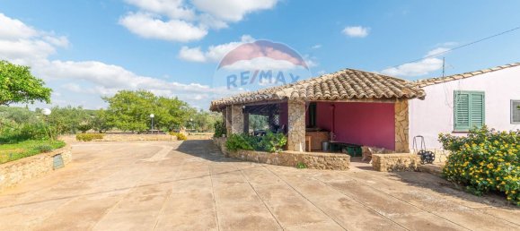 4-salle Villa à Caltagirone, Italy No. 179512 9