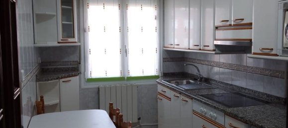 3 bedrooms Apartment in Alava, Spain No. 148132 3