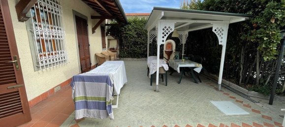 Apartamento de 5 divisões em Forte dei Marmi, Italy N.º 227384 22