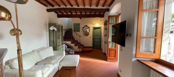 Apartamento de 5 divisões em Forte dei Marmi, Italy N.º 227384 2