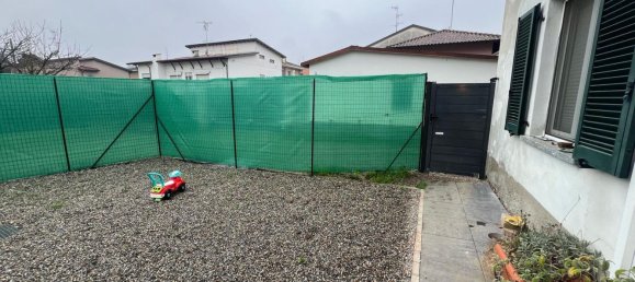 Casa de 4 habitaciónes en Gallarate, Italy No. 198366 8