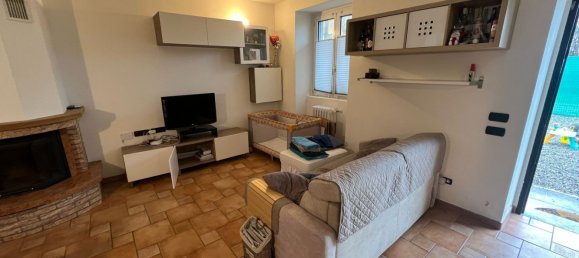 Casa de 4 habitaciónes en Gallarate, Italy No. 198366 14