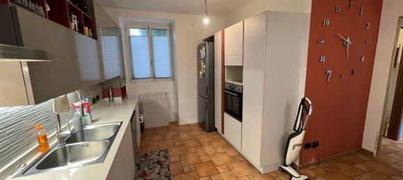 Casa de 4 habitaciónes en Gallarate, Italy No. 198366 13