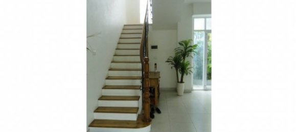 4 bedrooms Villa in Long Bien, Vietnam No. 2497 2