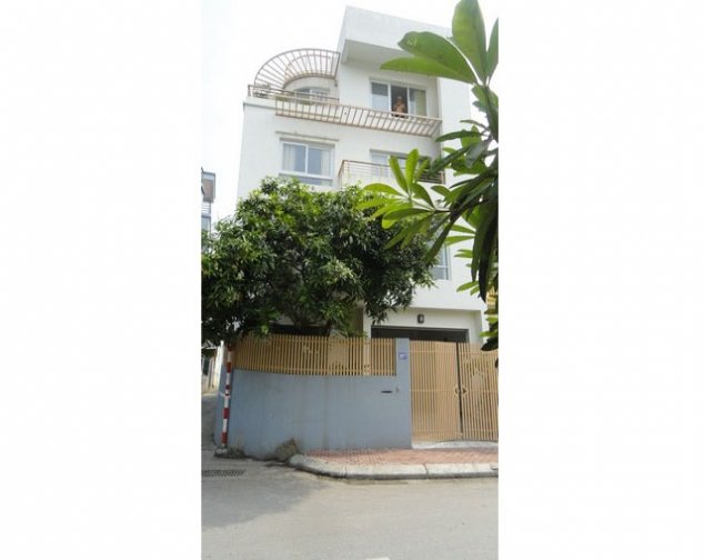 4 bedrooms Villa in Long Bien, Vietnam No. 2497