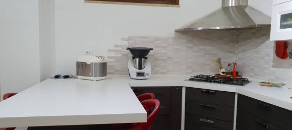 2 bedrooms Villa in Rome, Italy No. 278060 13