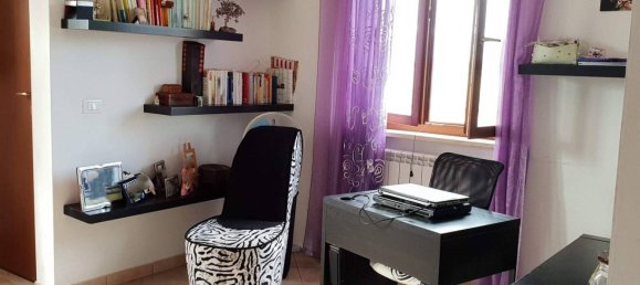 2 bedrooms Villa in Rome, Italy No. 278060 4